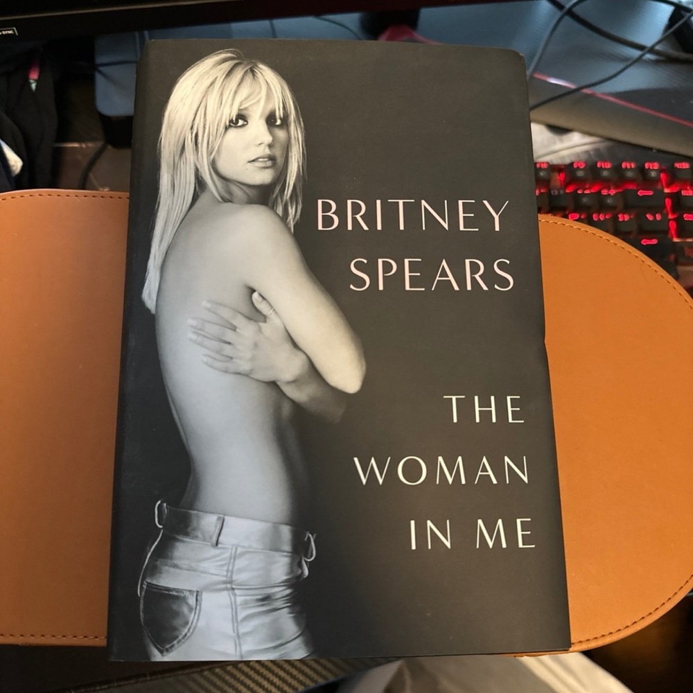 Britney Spears the woman in me book hardcover